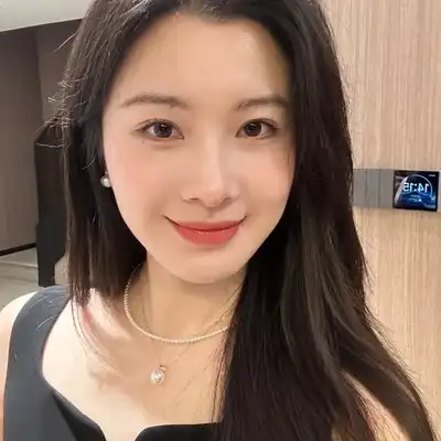 卢磊语